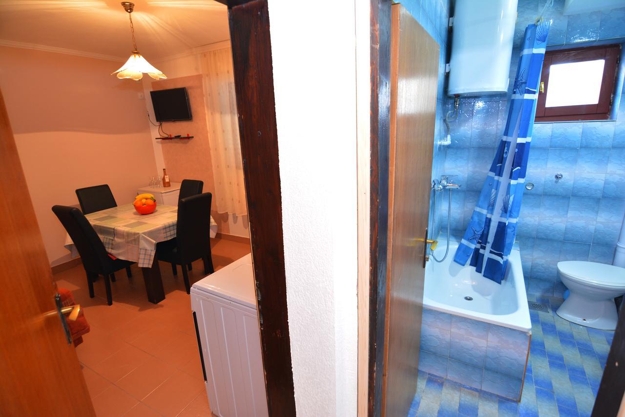 Apartments Jovana Petrovac Eksteriør billede